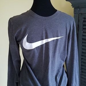 Nike tee